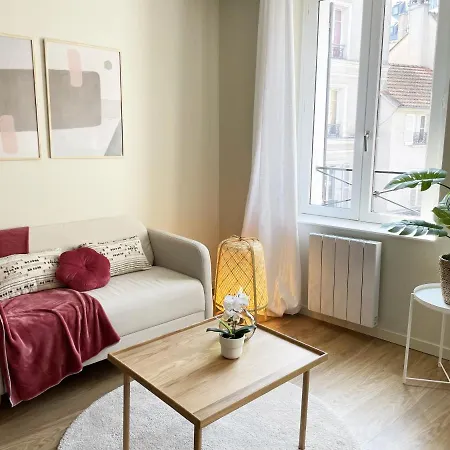 Escapade Aux Portes De Paris *